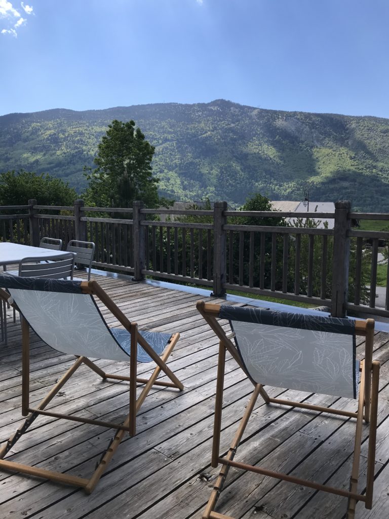 IMG_8072 Terrasse face au Semnoz